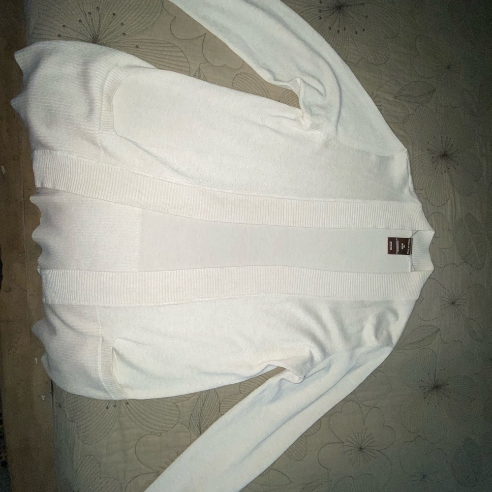 White stag women’s flyaway cardigan